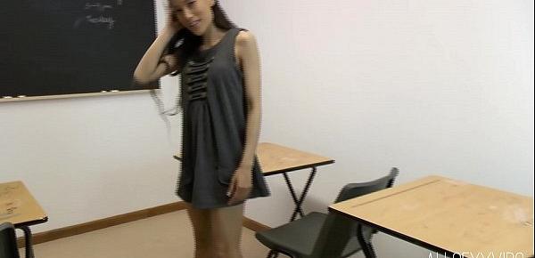  Tight Asian College Babe Plays at Parents Evening